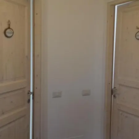 Casa Rosa Oda ve Kahvaltı San Costanzo