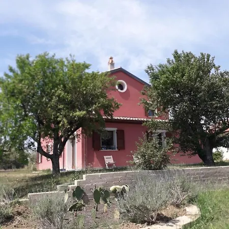 Casa Rosa Panzió San Costanzo