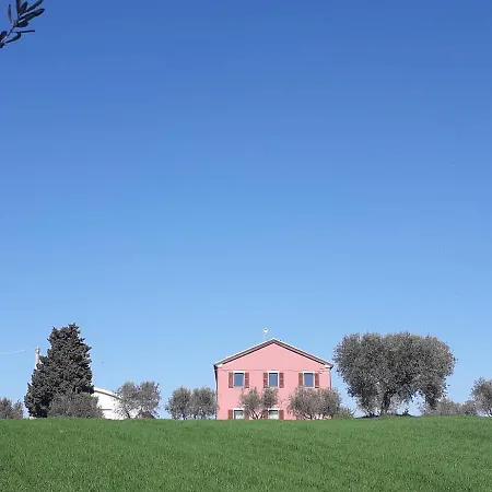 Casa Rosa Bed and breakfast San Costanzo