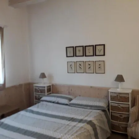 Casa Rosa Oda ve Kahvaltı 3*