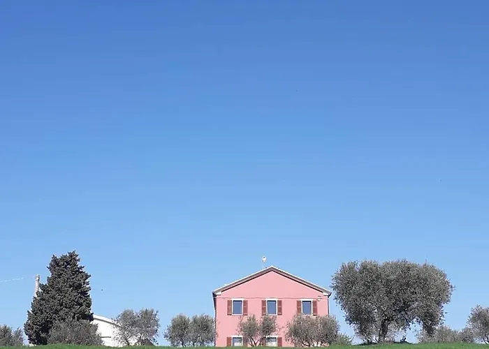 Casa Rosa 住宿加早餐酒店 San Costanzo